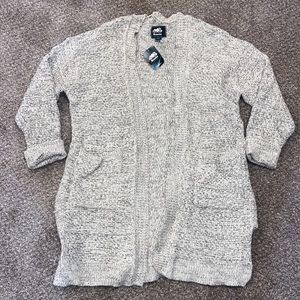 Roots cardigan
